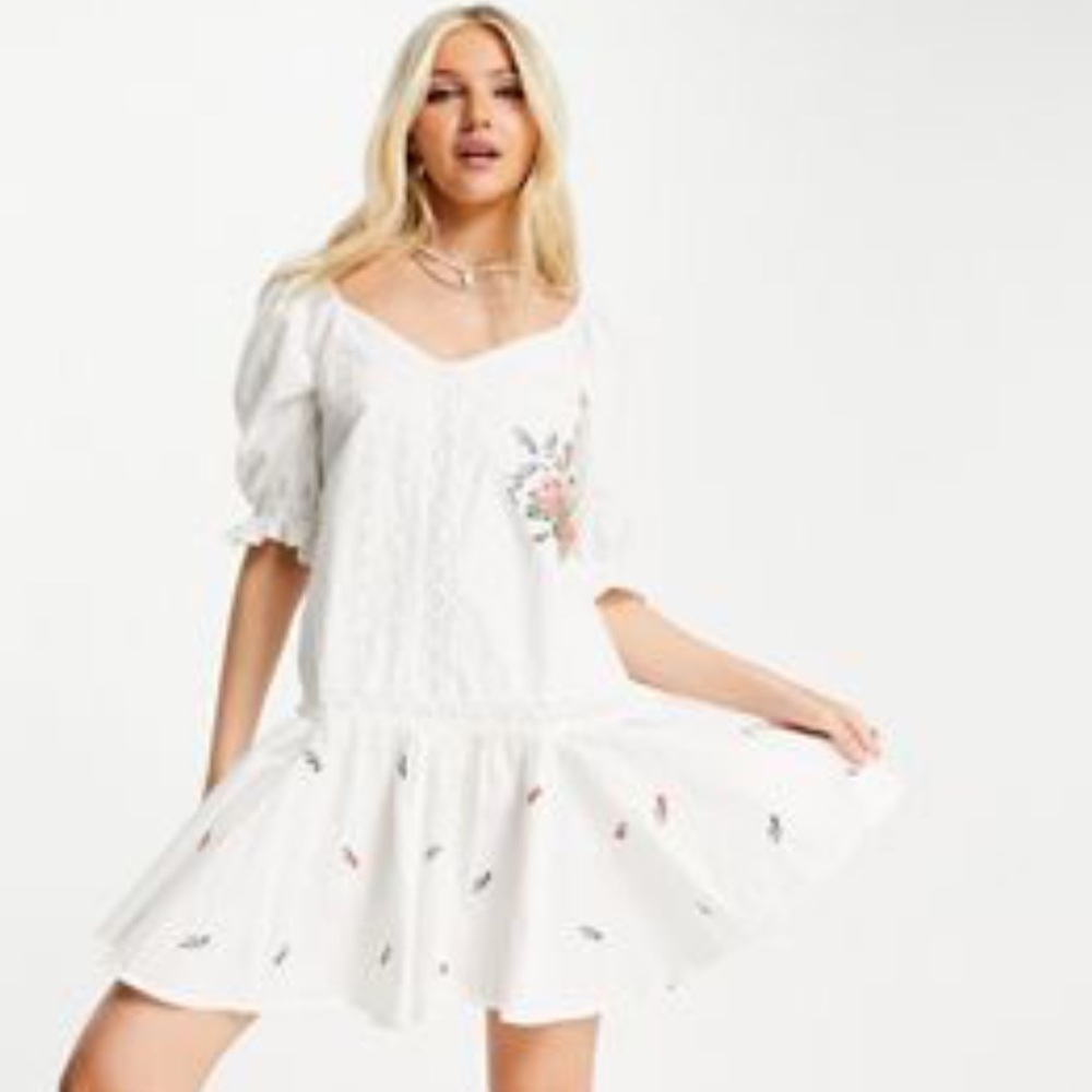 Embroidered eyelet Dress